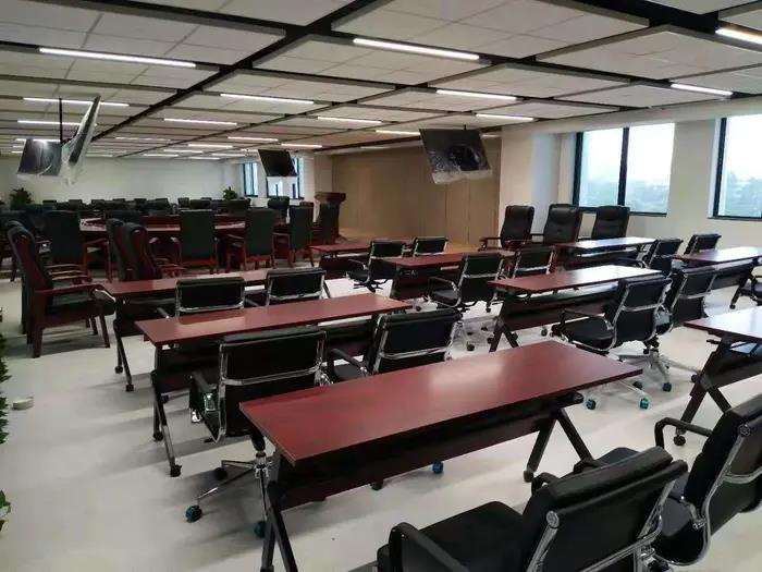 好的會(huì)議桌可以影響公司未來(lái)發(fā)展，該如何選購(gòu)呢？